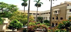 moulana azad college
